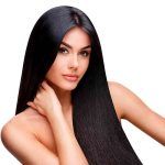 Mujer con cabello el Secretos de un Cabello Suave y Brillante y su Tratamiento Para El Cabello Con Keratina